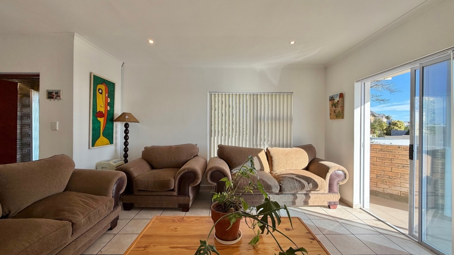 3 Bedroom Property for Sale in Mountainside Western Cape